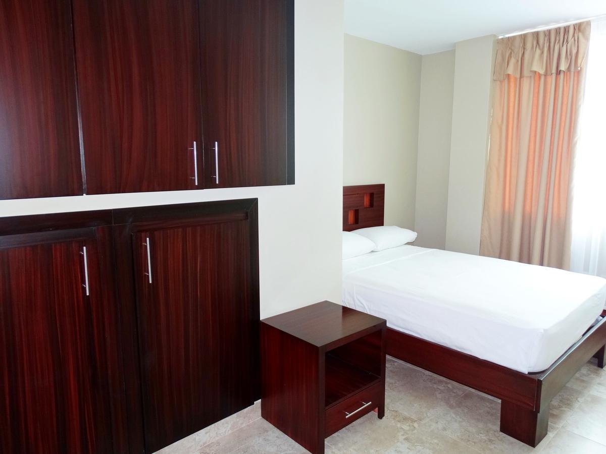 Hotel Marvento Suites Салинас Екстериор снимка