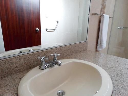 Hotel Marvento Suites Салинас Екстериор снимка